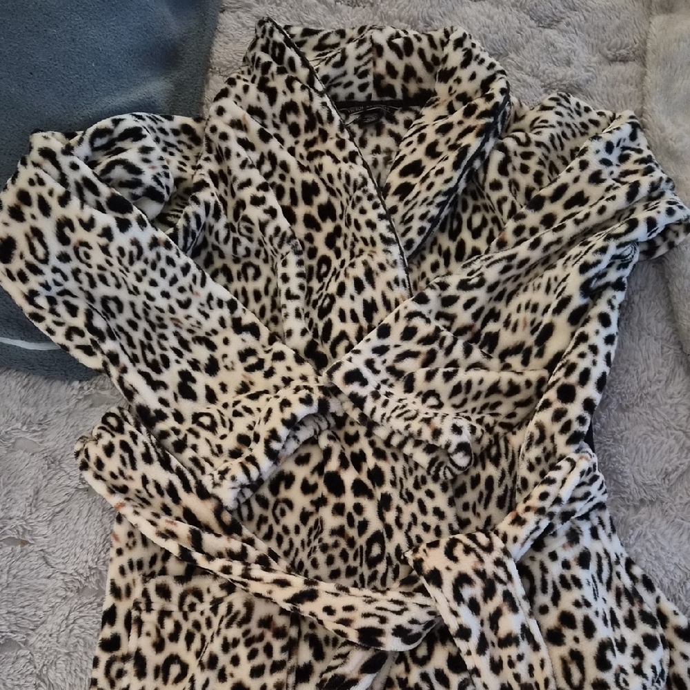 Victoria's Secret Leopard Print Robe